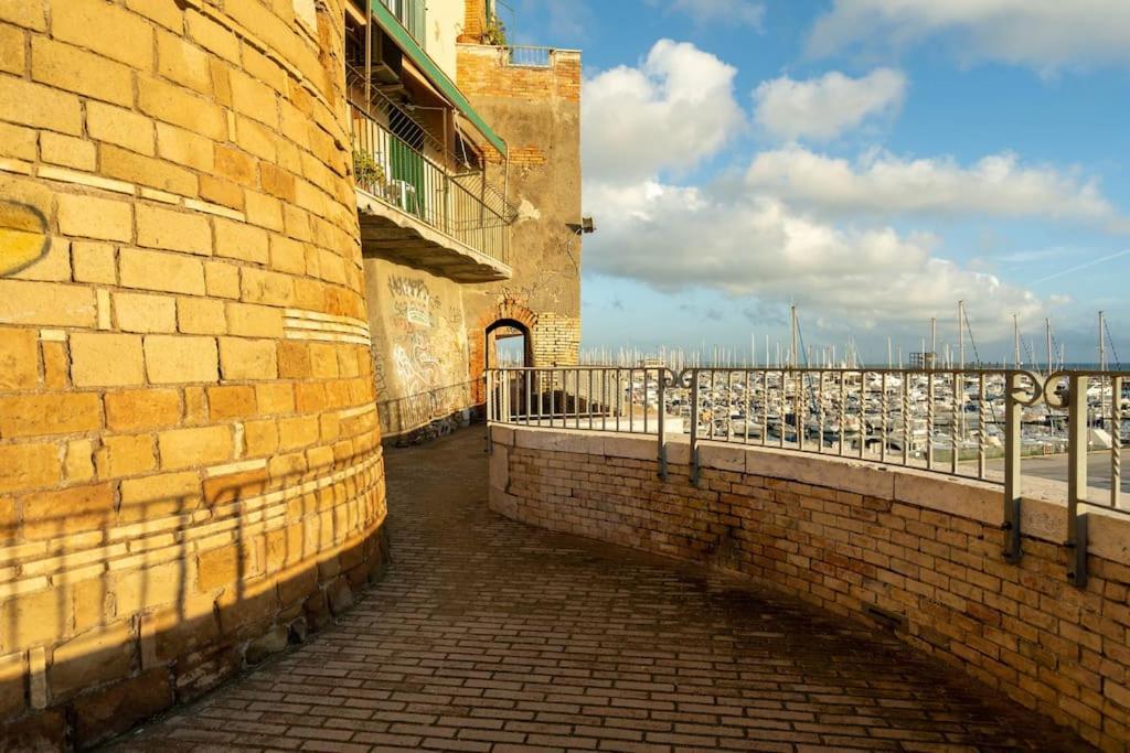Апартаменти L'Antica Voltina Неттуно Екстер'єр фото